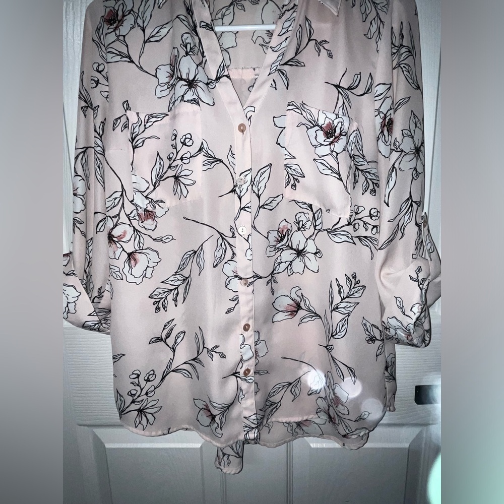 IZ Byer Top blouse button front women Medium 3/4 sleeves Pink Floral - Picture 5 of 6